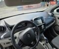 Белый Рено Зое, объемом двигателя 0 л и пробегом 147 тыс. км за 5900 $, фото 19 на Automoto.ua