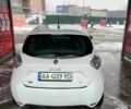 Белый Рено Зое, объемом двигателя 0 л и пробегом 85 тыс. км за 7900 $, фото 5 на Automoto.ua