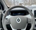 Белый Рено Зое, объемом двигателя 0 л и пробегом 41 тыс. км за 7100 $, фото 31 на Automoto.ua