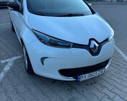 Білий Рено Зое, об'ємом двигуна 0 л та пробігом 100 тис. км за 7800 $, фото 2 на Automoto.ua