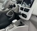 Білий Рено Зое, об'ємом двигуна 0 л та пробігом 155 тис. км за 5900 $, фото 27 на Automoto.ua