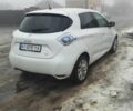 Белый Рено Зое, объемом двигателя 0 л и пробегом 129 тыс. км за 8300 $, фото 4 на Automoto.ua