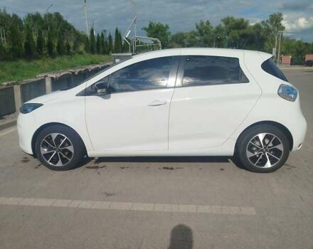 Белый Рено Зое, объемом двигателя 0 л и пробегом 161 тыс. км за 6300 $, фото 1 на Automoto.ua