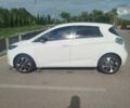 Белый Рено Зое, объемом двигателя 0 л и пробегом 161 тыс. км за 6300 $, фото 1 на Automoto.ua