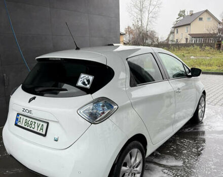 Белый Рено Зое, объемом двигателя 0 л и пробегом 130 тыс. км за 6999 $, фото 8 на Automoto.ua