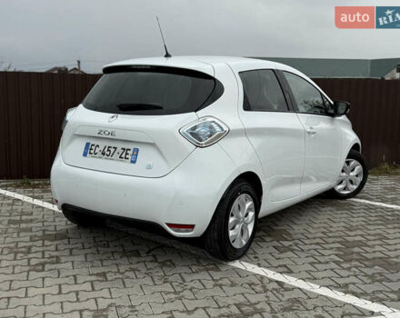 Белый Рено Зое, объемом двигателя 0 л и пробегом 125 тыс. км за 6700 $, фото 15 на Automoto.ua