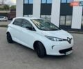 Белый Рено Зое, объемом двигателя 0 л и пробегом 125 тыс. км за 6300 $, фото 1 на Automoto.ua