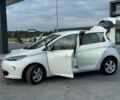 Белый Рено Зое, объемом двигателя 0 л и пробегом 164 тыс. км за 5999 $, фото 19 на Automoto.ua