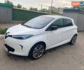 Белый Рено Зое, объемом двигателя 0 л и пробегом 50 тыс. км за 7999 $, фото 2 на Automoto.ua