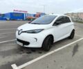 Белый Рено Зое, объемом двигателя 0 л и пробегом 80 тыс. км за 6300 $, фото 1 на Automoto.ua