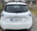 Белый Рено Зое, объемом двигателя 0 л и пробегом 147 тыс. км за 7000 $, фото 2 на Automoto.ua