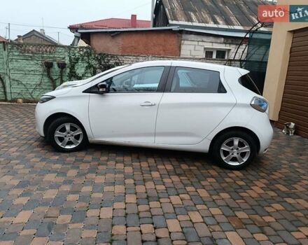 Білий Рено Зое, об'ємом двигуна 0 л та пробігом 130 тис. км за 6100 $, фото 6 на Automoto.ua