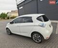 Белый Рено Зое, объемом двигателя 0 л и пробегом 129 тыс. км за 7800 $, фото 3 на Automoto.ua