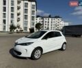 Белый Рено Зое, объемом двигателя 0 л и пробегом 147 тыс. км за 5900 $, фото 7 на Automoto.ua
