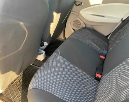 Білий Рено Зое, об'ємом двигуна 0 л та пробігом 51 тис. км за 9199 $, фото 9 на Automoto.ua