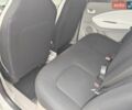 Белый Рено Зое, объемом двигателя 0 л и пробегом 128 тыс. км за 7150 $, фото 45 на Automoto.ua