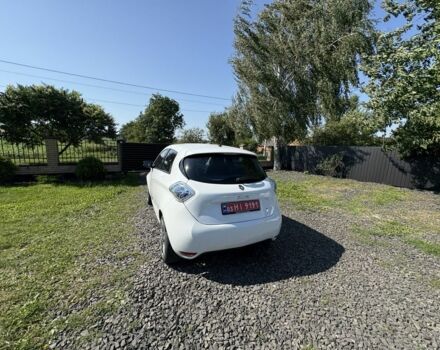 Белый Рено Зое, объемом двигателя 0 л и пробегом 82 тыс. км за 5800 $, фото 9 на Automoto.ua