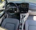 Белый Рено Зое, объемом двигателя 0 л и пробегом 105 тыс. км за 6499 $, фото 13 на Automoto.ua