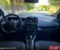 Білий Рено Зое, об'ємом двигуна 40 л та пробігом 200 тис. км за 9500 $, фото 7 на Automoto.ua