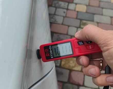 Белый Рено Зое, объемом двигателя 0 л и пробегом 71 тыс. км за 7850 $, фото 45 на Automoto.ua