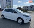 Белый Рено Зое, объемом двигателя 0 л и пробегом 147 тыс. км за 5900 $, фото 10 на Automoto.ua