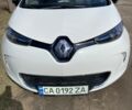Белый Рено Зое, объемом двигателя 0 л и пробегом 28 тыс. км за 9500 $, фото 1 на Automoto.ua