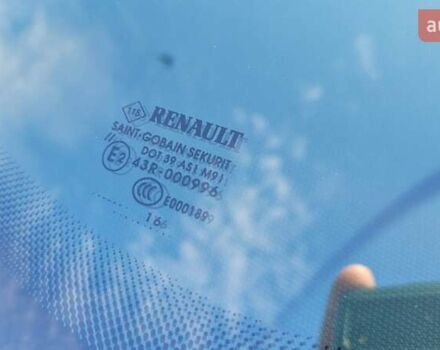 Белый Рено Зое, объемом двигателя 0 л и пробегом 113 тыс. км за 7200 $, фото 25 на Automoto.ua