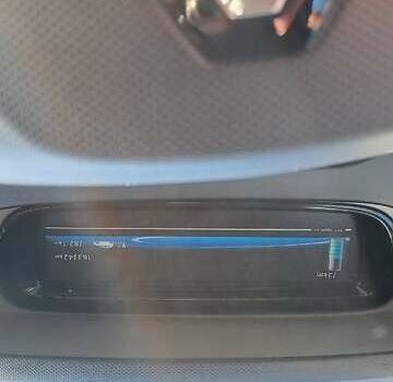 Белый Рено Зое, объемом двигателя 0 л и пробегом 163 тыс. км за 7950 $, фото 28 на Automoto.ua