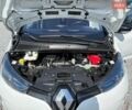 Білий Рено Зое, об'ємом двигуна 0 л та пробігом 81 тис. км за 7450 $, фото 22 на Automoto.ua