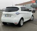 Белый Рено Зое, объемом двигателя 0 л и пробегом 120 тыс. км за 8000 $, фото 2 на Automoto.ua