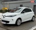 Белый Рено Зое, объемом двигателя 0 л и пробегом 93 тыс. км за 8200 $, фото 1 на Automoto.ua