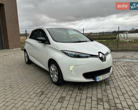 Білий Рено Зое, об'ємом двигуна 0 л та пробігом 87 тис. км за 7800 $, фото 1 на Automoto.ua