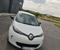 Белый Рено Зое, объемом двигателя 0 л и пробегом 129 тыс. км за 7800 $, фото 5 на Automoto.ua