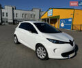Белый Рено Зое, объемом двигателя 0 л и пробегом 72 тыс. км за 7900 $, фото 2 на Automoto.ua