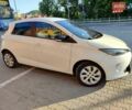 Білий Рено Зое, об'ємом двигуна 0 л та пробігом 62 тис. км за 6750 $, фото 5 на Automoto.ua