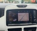 Белый Рено Зое, объемом двигателя 0 л и пробегом 128 тыс. км за 7150 $, фото 32 на Automoto.ua