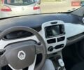 Белый Рено Зое, объемом двигателя 0 л и пробегом 147 тыс. км за 5900 $, фото 30 на Automoto.ua