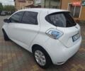 Белый Рено Зое, объемом двигателя 0 л и пробегом 128 тыс. км за 7150 $, фото 18 на Automoto.ua