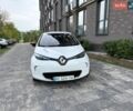 Белый Рено Зое, объемом двигателя 0 л и пробегом 125 тыс. км за 7000 $, фото 13 на Automoto.ua