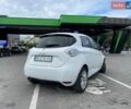 Белый Рено Зое, объемом двигателя 0 л и пробегом 98 тыс. км за 6900 $, фото 10 на Automoto.ua