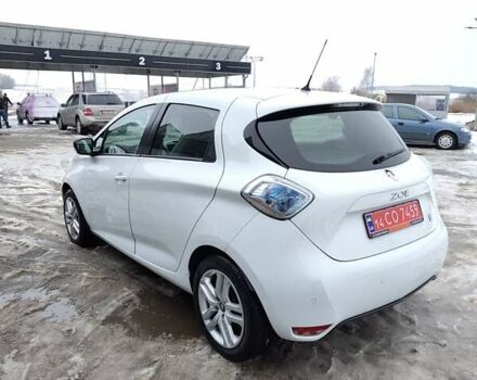 Белый Рено Зое, объемом двигателя 0 л и пробегом 51 тыс. км за 7000 $, фото 4 на Automoto.ua