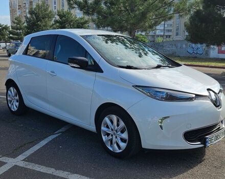 Білий Рено Зое, об'ємом двигуна 0 л та пробігом 58 тис. км за 8400 $, фото 13 на Automoto.ua
