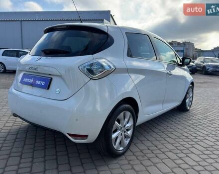 Белый Рено Зое, объемом двигателя 0 л и пробегом 89 тыс. км за 8500 $, фото 8 на Automoto.ua