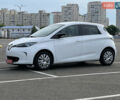 Белый Рено Зое, объемом двигателя 0 л и пробегом 80 тыс. км за 6800 $, фото 3 на Automoto.ua