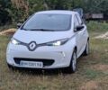 Белый Рено Зое, объемом двигателя 0 л и пробегом 87 тыс. км за 6600 $, фото 26 на Automoto.ua