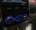 Белый Рено Зое, объемом двигателя 0 л и пробегом 121 тыс. км за 7500 $, фото 12 на Automoto.ua