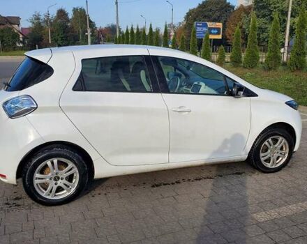 Білий Рено Зое, об'ємом двигуна 0 л та пробігом 105 тис. км за 6750 $, фото 5 на Automoto.ua