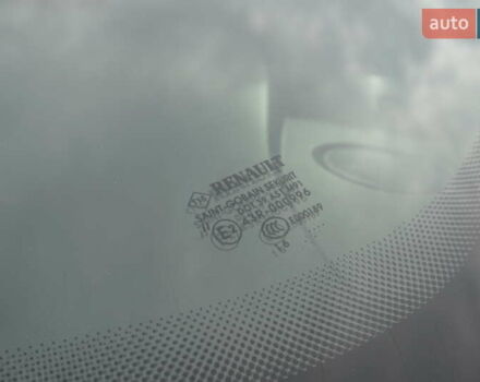 Білий Рено Зое, об'ємом двигуна 0 л та пробігом 112 тис. км за 6777 $, фото 56 на Automoto.ua