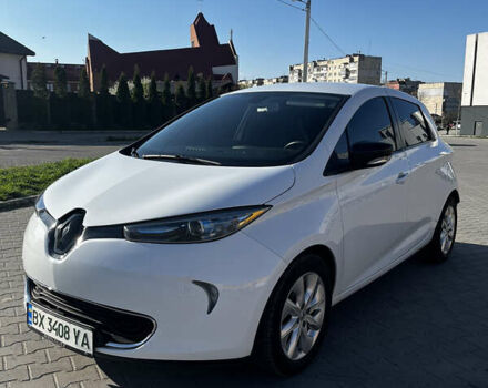 Белый Рено Зое, объемом двигателя 0 л и пробегом 76 тыс. км за 7799 $, фото 6 на Automoto.ua