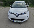 Белый Рено Зое, объемом двигателя 0 л и пробегом 82 тыс. км за 8200 $, фото 1 на Automoto.ua